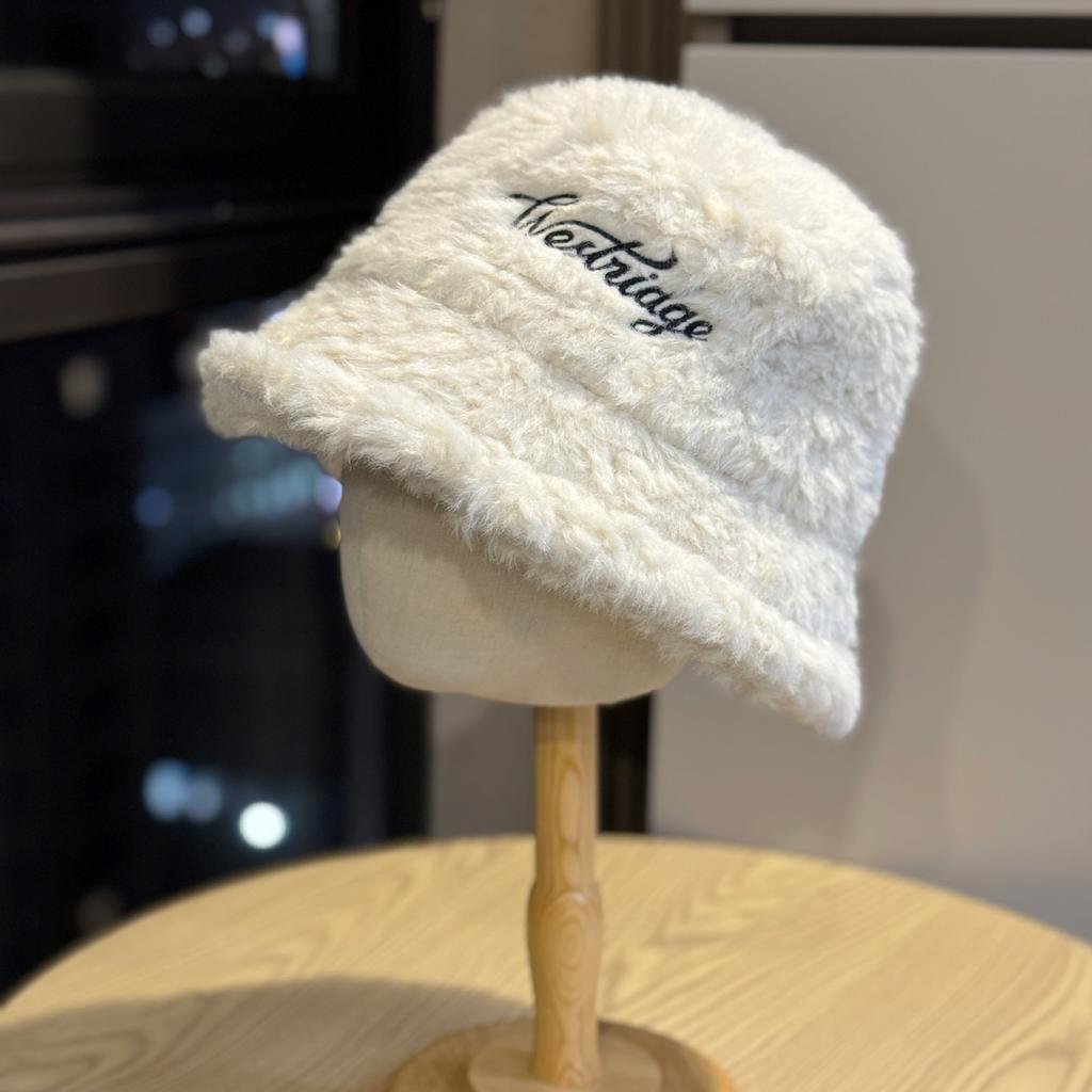 Korean Version English Embroidered Plush Fisherman Hat for Women Winter Warm Windproof Ear Protection Thickened Basin Hat Showing Face and Trend
