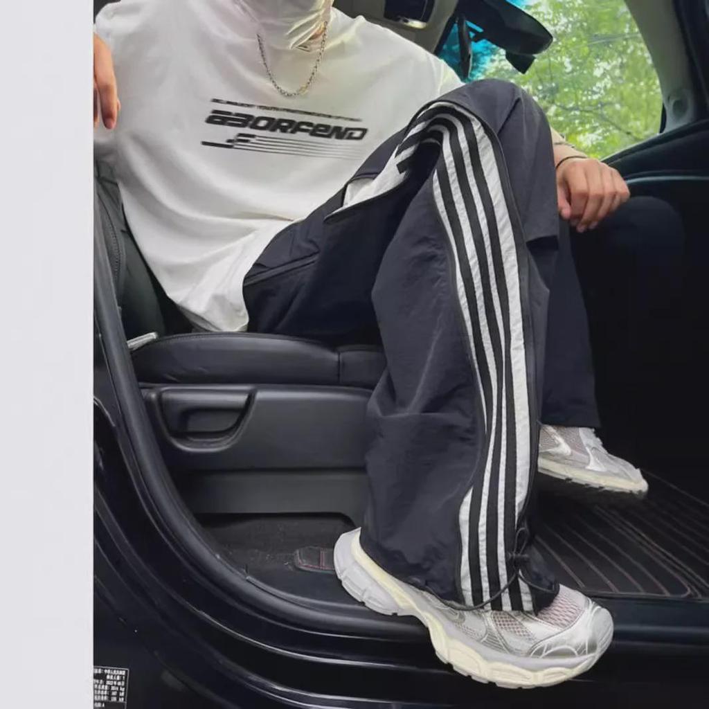 Amerikansk high street-mote: Herre 2024 Hurtigtørkende Løse Rette Hverdagslige Bukser