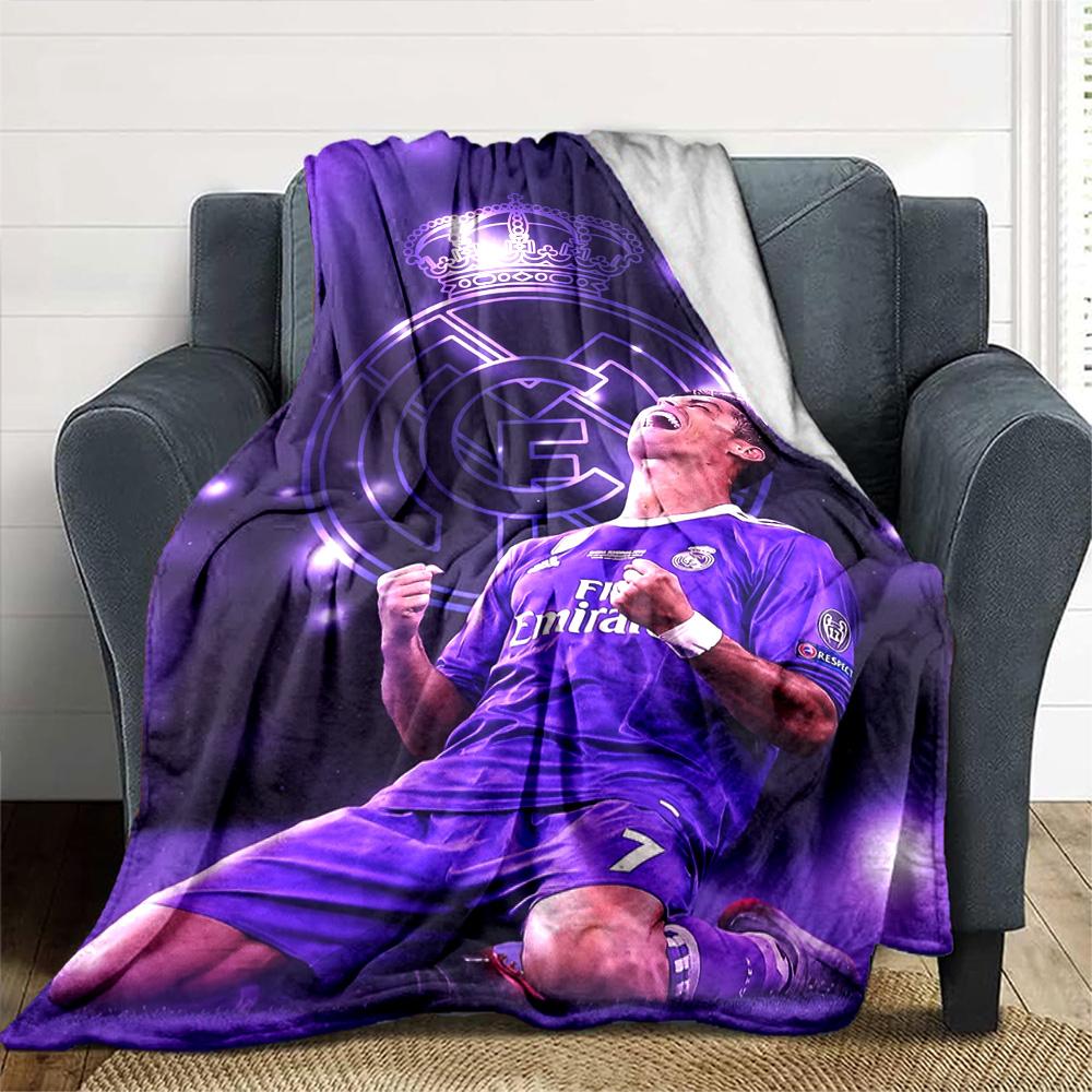 Dynamic Soccer Legend Blanket Soft Warm Cozy Suitable for Livingroom Seaside Bed All-Season Use Digital Print