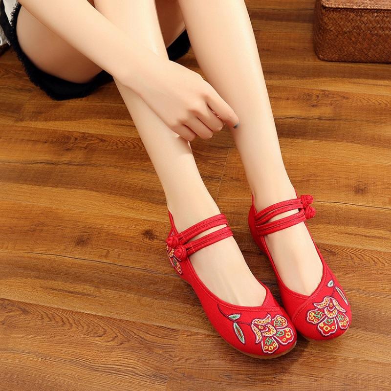 [Five Fingers] Chinese Style Retro Embroidered Hanfu Shoes Embroidered Cloth Shoes Women's Single Shoes Student Shoes Square Dance Shoes