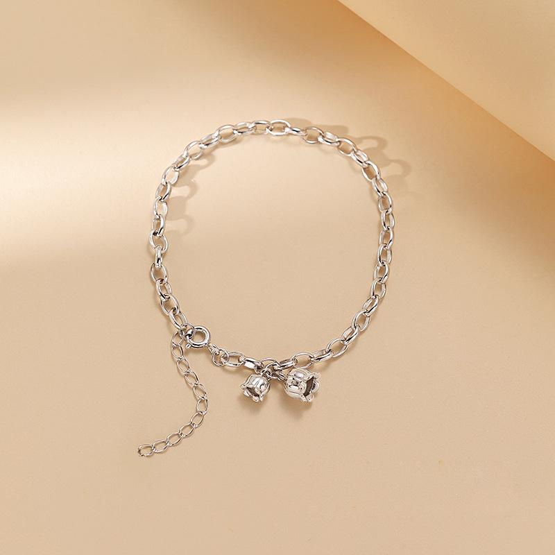 Sterling silver S925 silver bracelet for your girlfriend, fashionable design flower bracelet, retro lily of the valley flower bracelet