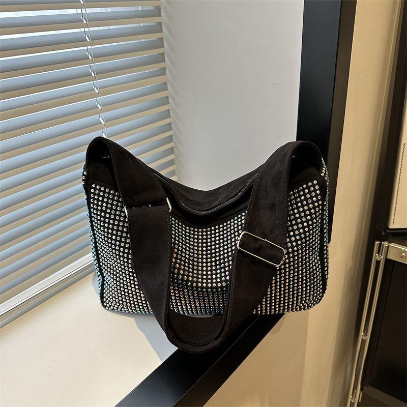 

Летняя мода популярная сумка 2025 большая вместимость новый зарубежный стиль универсальная плечевая сумка-тоут яркий бриллиант сумка-мессенджер женская сумка разноцветный