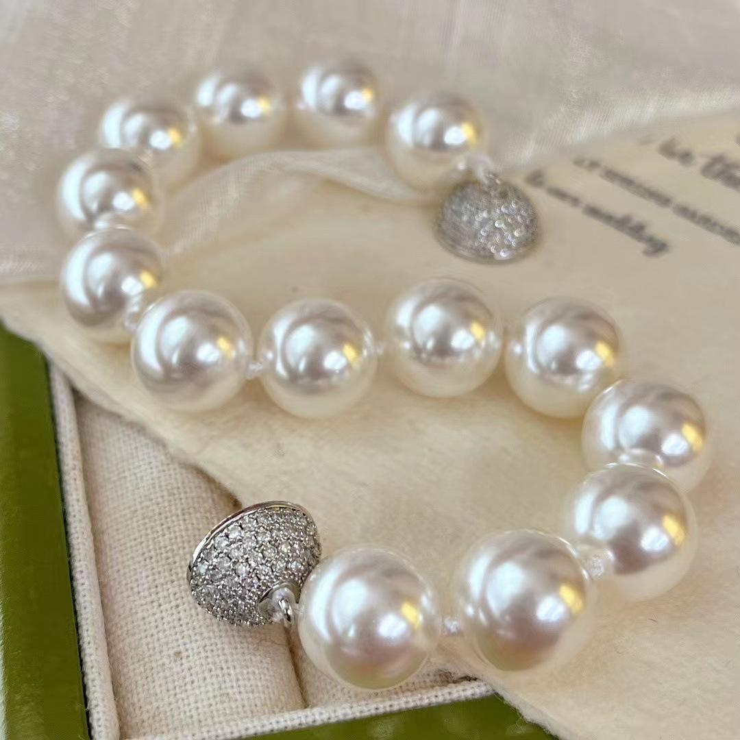Retro 12Mm Strong Light Round Cold White Shijia Pearl Bracelet French Pearl Bracelet Women S New Light Luxury