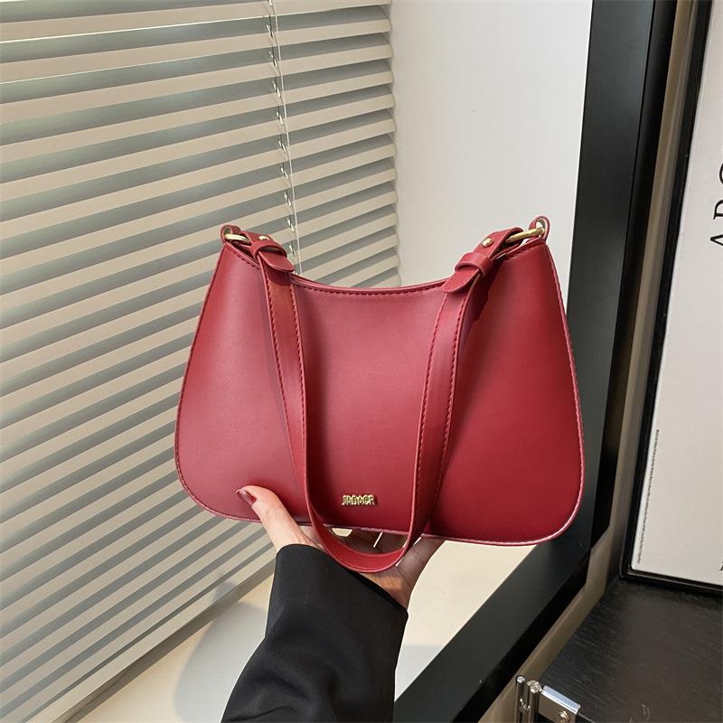 Spring and summer new high-end atmospheric women's bags new versatile solid color shoulder underarm bags messenger bags women