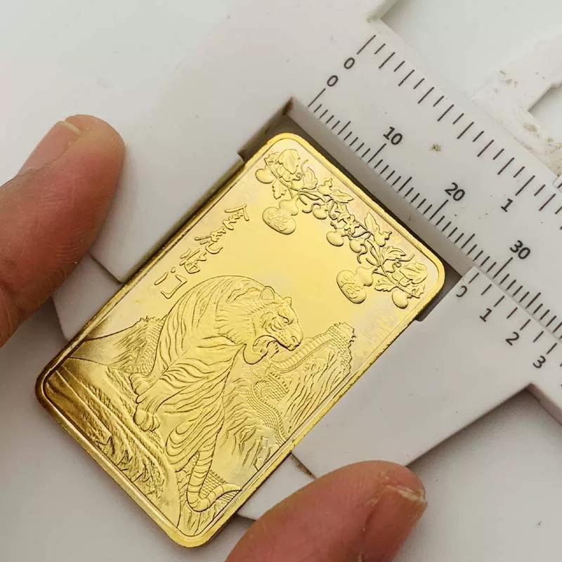 Chinese Baifu Cube, Chinese Zodiac, Year of the Tiger, Animal Commemorative Medal, Golden Tiger at the Door, Gold Plated Coin
