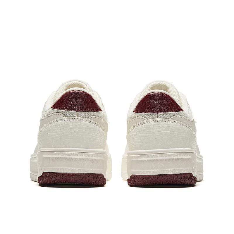 Anta Lightweight White Sneakers Height Increasing Lightweight Low-Top Skateboard Shoes Women's Bright Red Sneakers 922438010-1