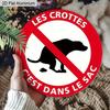 2D Flat Aluminum Rustic French Dog Poop Round Metal Sign, "Les Crottes C'est Dans Le Sac", Pre-Drilled Holes for Easy Hanging, Gifts for Teens Uncle