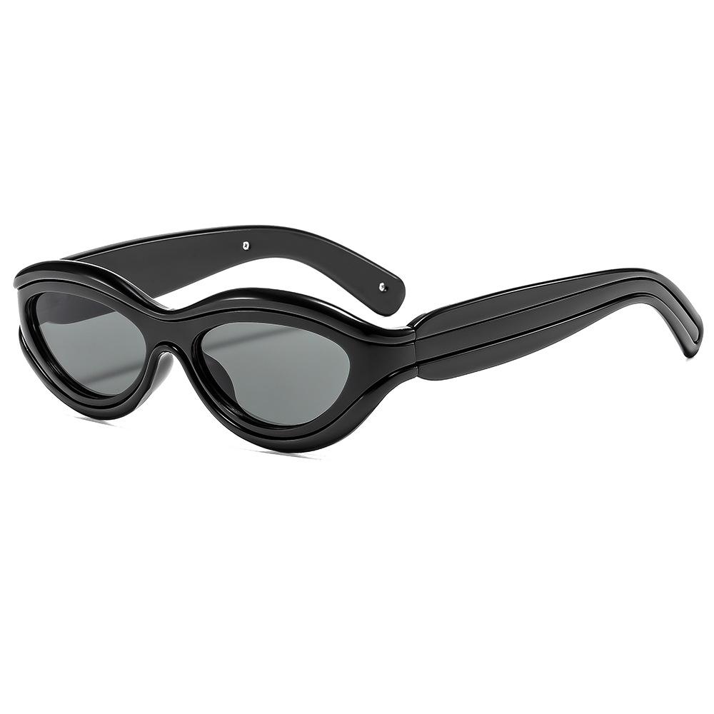 2024 High-End Tortoiseshell Cat-Eye Sunglasses for Women - Small Frame with UV Protection and Gradient Lenses