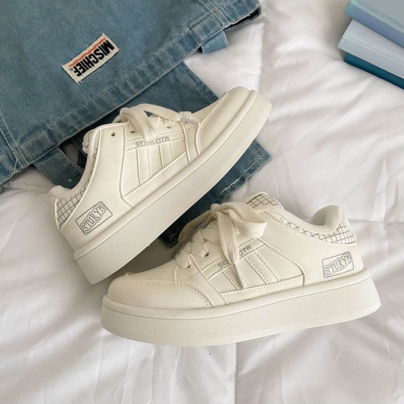 High Value Thick Baseplate Shoes Women's Spring New Lightweight and Versatile Student Sports Bread Shoes White Shoes