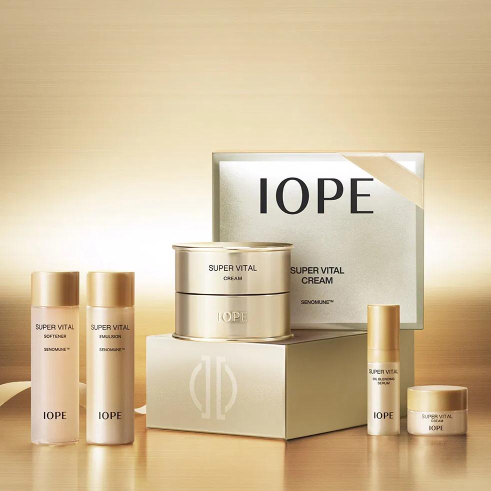 Iope YENİ 6. Nesil Süper Canlandırıcı Krem 50ml – Sıkılaştırıcı Bakım, Esneklik Desteği, Kore
