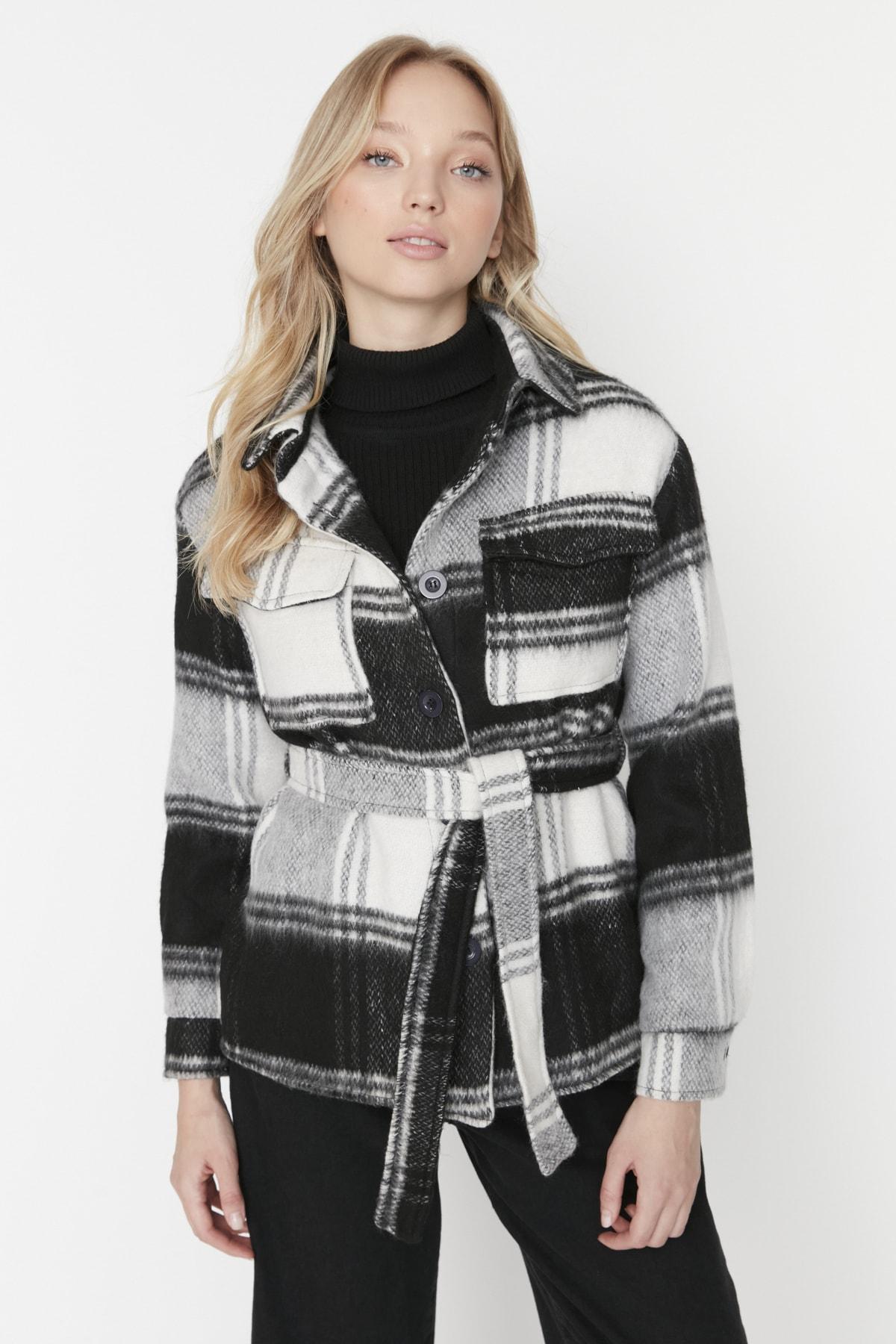 

Зимняя Куртка - Черный - Пуховик