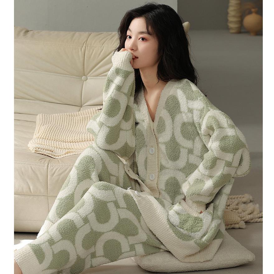 

Коралловая бархатная пижама женская осень-зима кашемир и плотный женский теплый комплект домашней одежды можно носить на улице пижамы 3XL