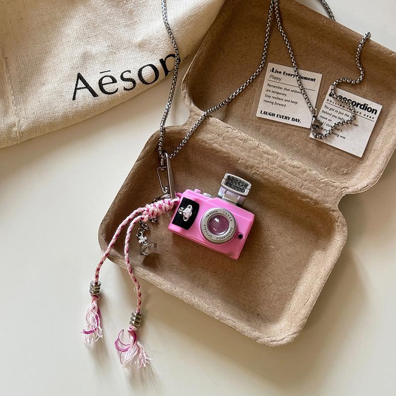 Titanium steel Saturn camera pendant necklace fashion trend versatile sweater chain niche personality high-end jewelry