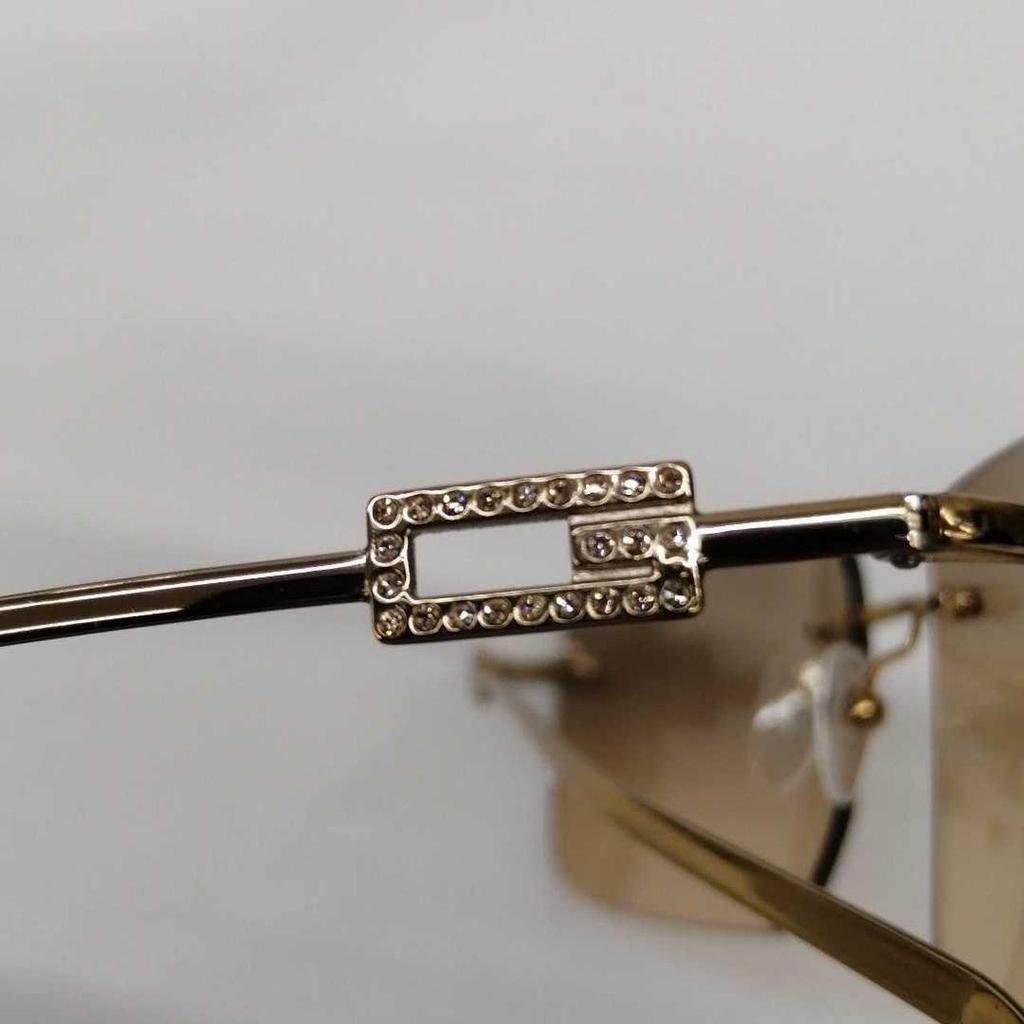 Used GUCCI 577AK Rhinestone Sunglasses