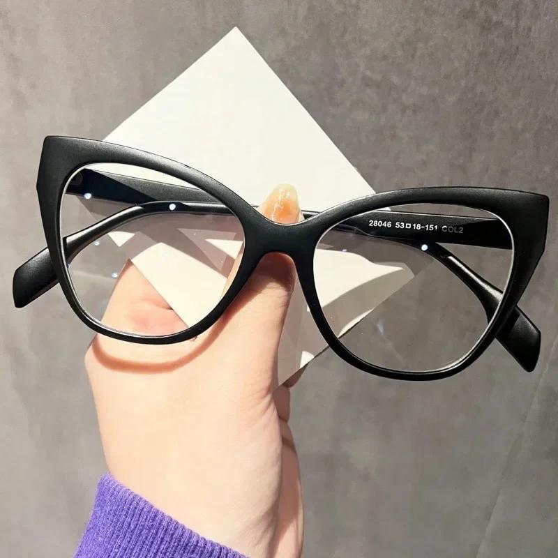 New Women Glasses Frame Cat Eye Flat Mirror Fashion Eyeframe Retro Anti Blue Light Trendy Man Decorative Glasses Plain Eyewear