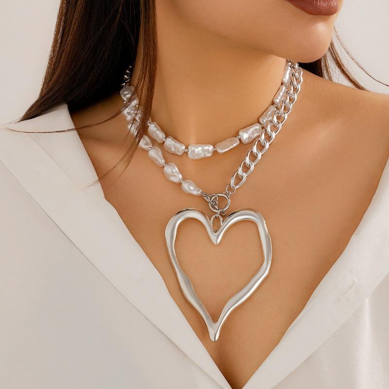 Sweet Cool Girls Big Love Heart Beaded Necklace for Women Exaggerated Multi-layered Baroque Imitation Pearls Necklace Jewelry