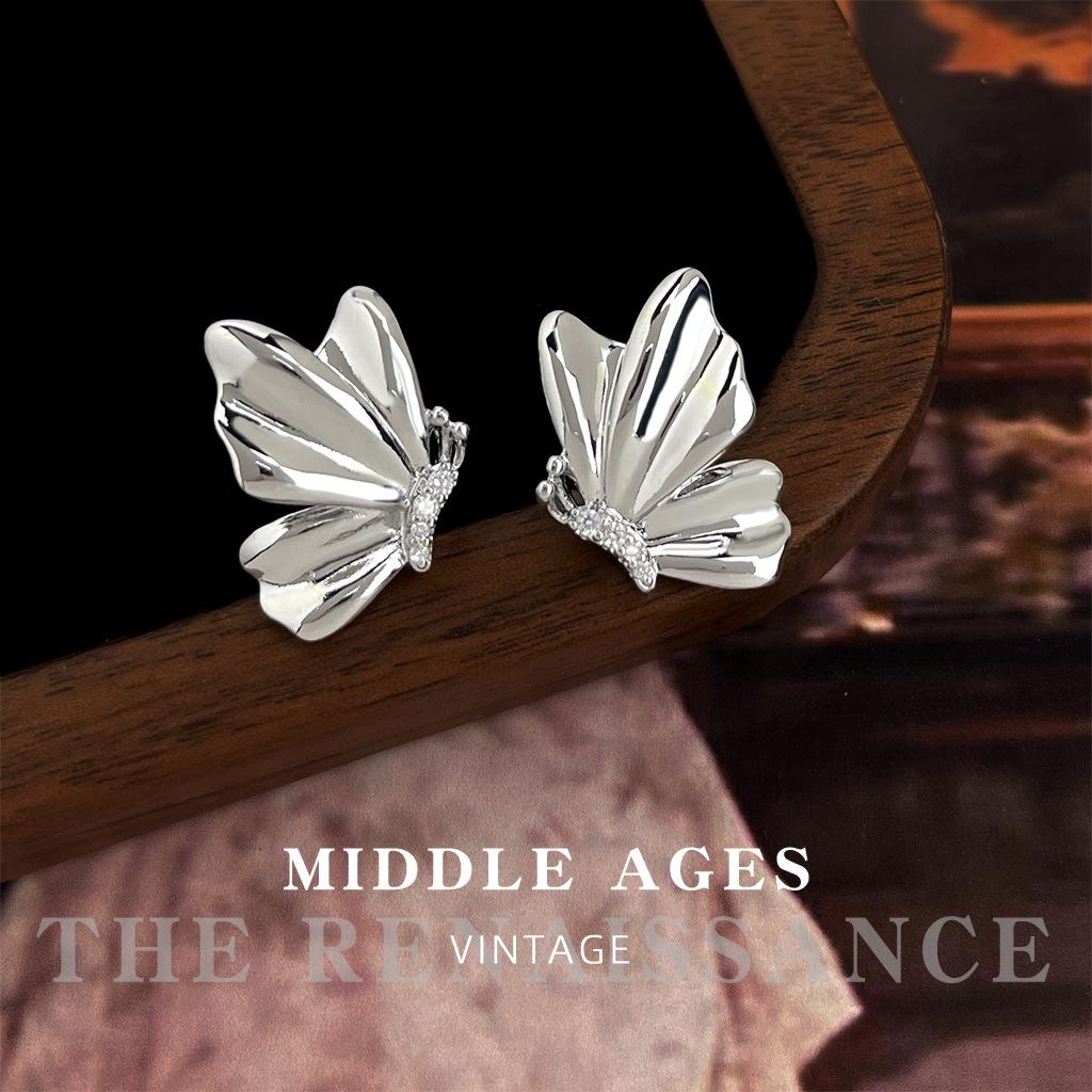 

Medieval style liquid butterfly stud earrings French elegant earrings literary and retro temperament earrings