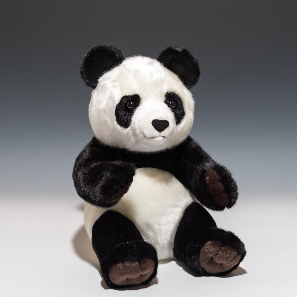 Bamboo shoot plush panda (M)