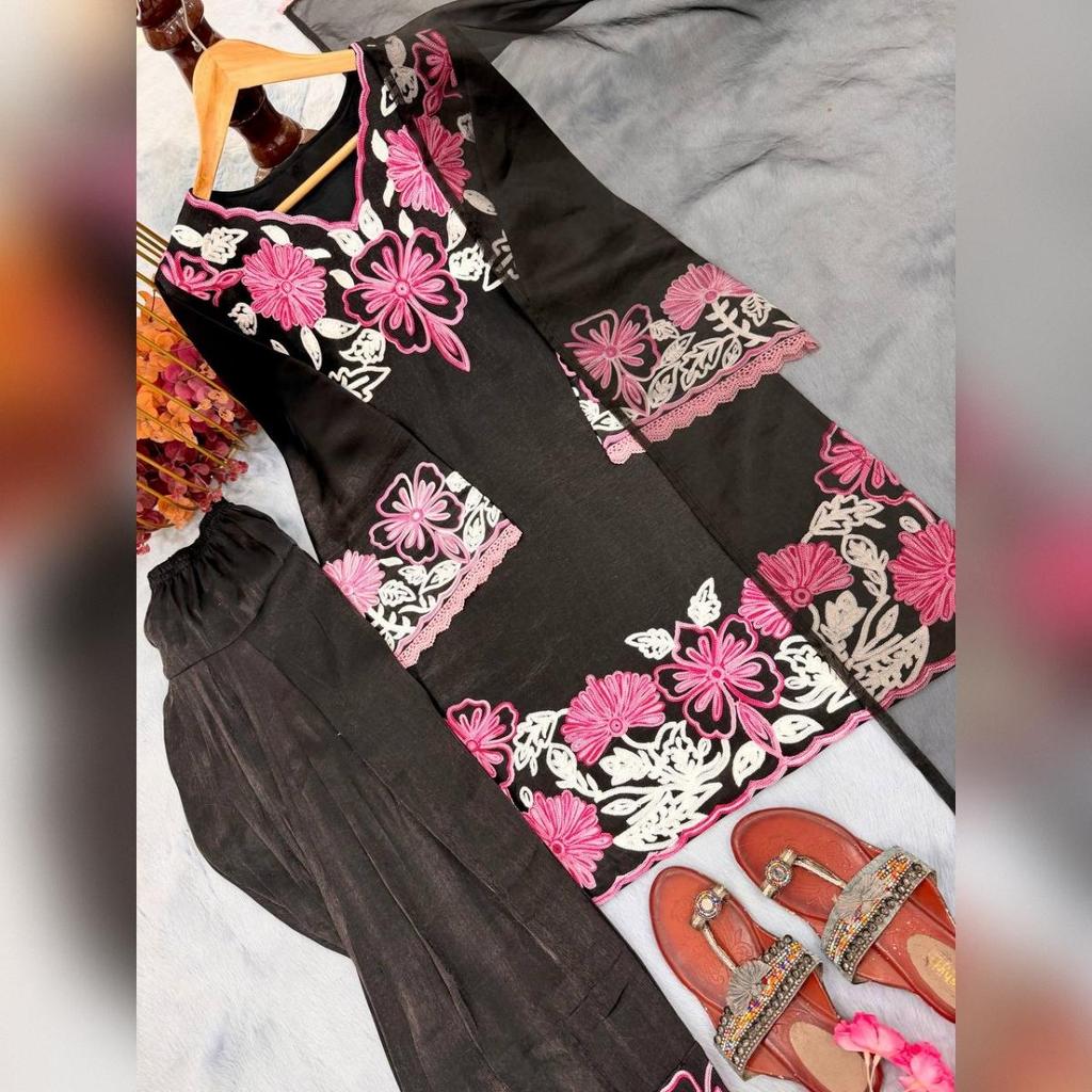 *Launching New  Đěsigner Party Wear Look Pur Glass Satin Top & Farshi Palazzo With Dupatta set*