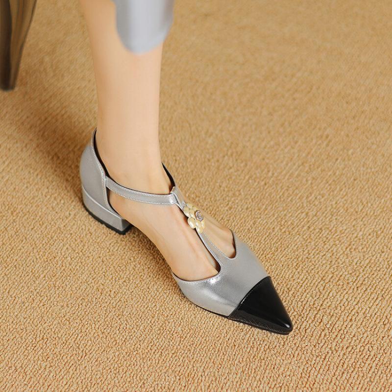Summer Women's Casual Single Shoes Low Heel Size Rubber Soft-soled Women's Shoes New Bag Heel Pointed Buckle Women's Sandals