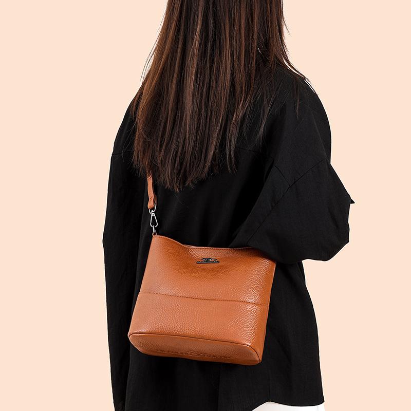 Multi Functional Casual Crossbody Bag PU Soft Leather Retro Crossbody Bag Women's Shoulder Bag Simple Casual Bag