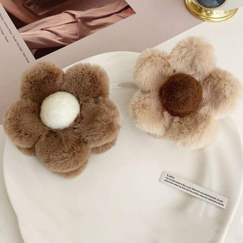 Plush Flower Hair Claw Large Shark Clip Simple Barrettes Crab Hair Clips Hairgrips Autumn Winter Hair Accessories