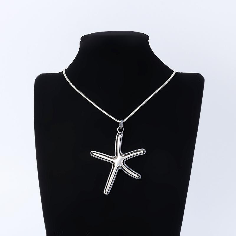 Fashion Sweater Chain Necklace Wind Starfish Ladies Alloy Snake Bone Chain Long Necklace
