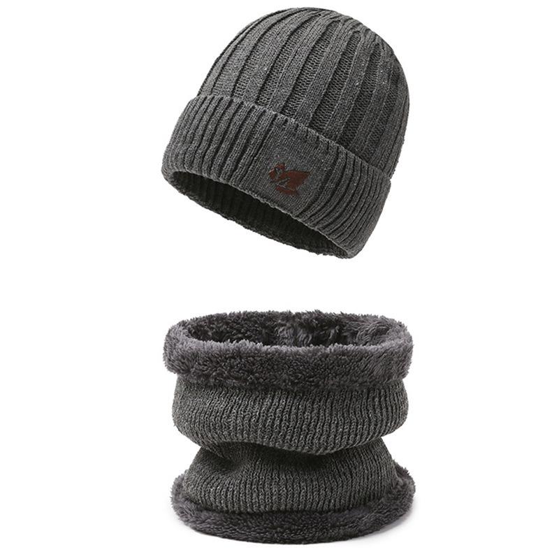 Men's Fashion Thickened Knit Hat & Velvet Neck Protection Two-Piece Set for Autumn & Winter