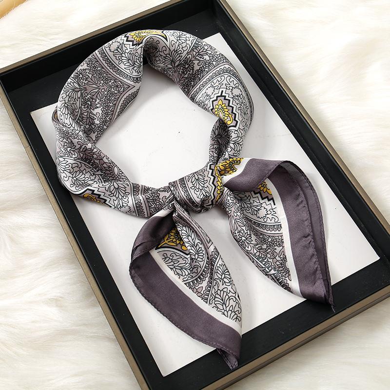 New Satin Shawl Design Wild leopard Print Silk Square Women neck scarves Wrap Headkerchief Beach Hair Band women's bandana