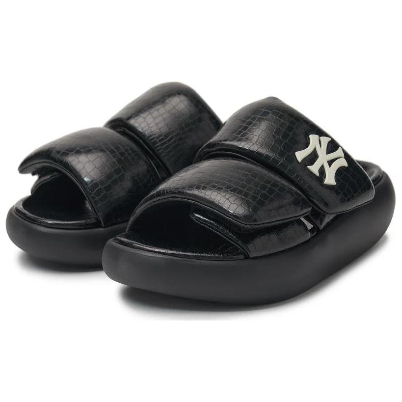 New MLB New York Yankees Slip Resistant Abrasion Resistant Slide Slippers Unisex Black White 3ALPBLX43-50BKS