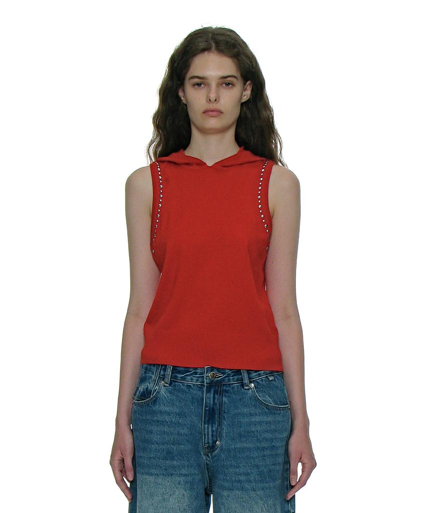 PARTIMENTO WOMEN Studded Hoodie Knit Top_Chili Red
