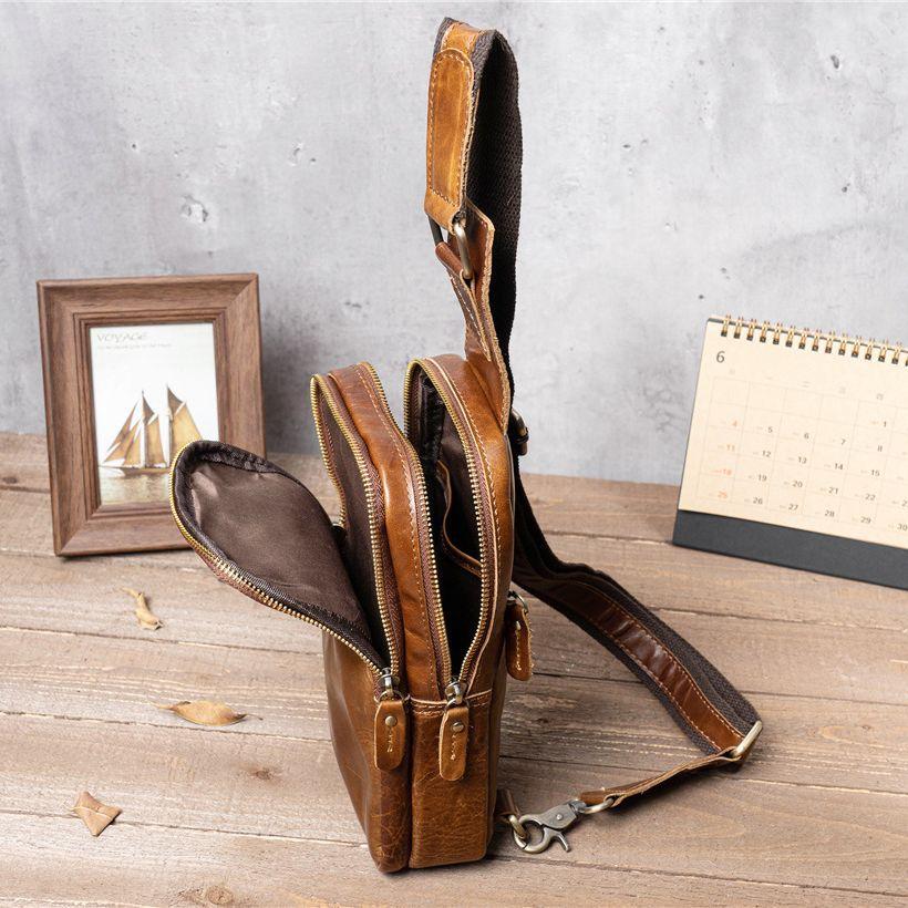 Men's New Bag, Men's Casual and Fashionable Chest, Leather Top Layer, Crossbody, Korean Style Trendy Bag, Retro Style