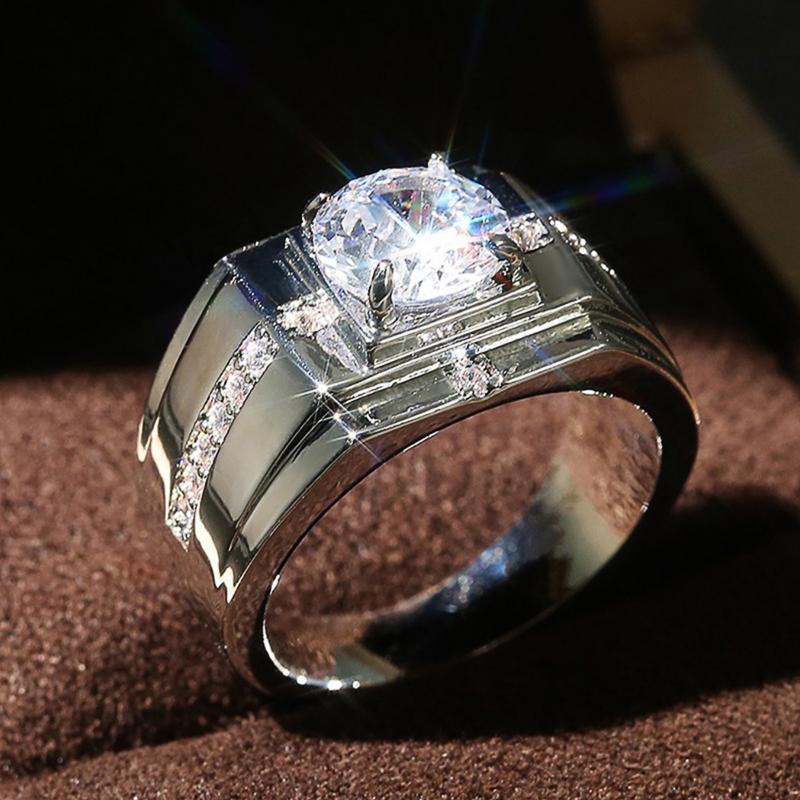 Huitan Luxury Silver Color Round Cubic Zircon Rings for Men Classic Wedding Ceremony Ring Dazzling Male Accessories Jewelry