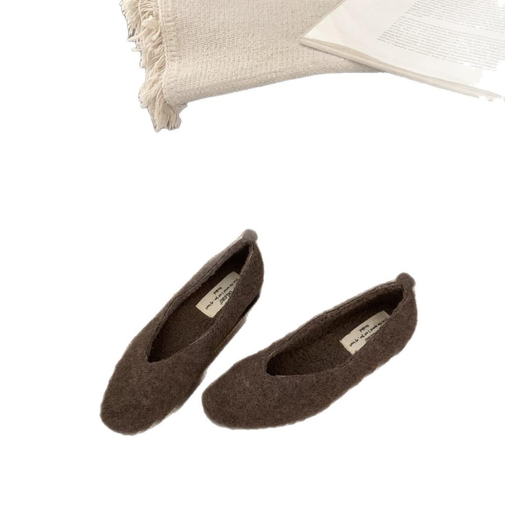 French Flat-bottomed Casual Velvet Mary Jane Shoes Women's 2025 Autumn and Winter New Light-mouth Fluffy Single Shoes Versatile Ladyshoes