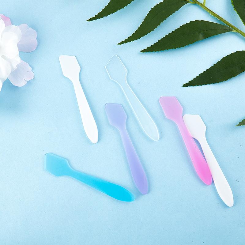 100 Pcs Facial Mask Stick Cosmetic Spatula Crescent Spoon Diy Face Mask Spoon Beauty Makeup Sticks Mud Mixing Disposable Tools