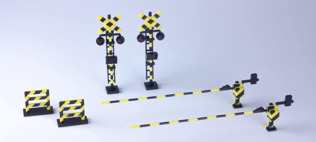 PLUM Railroad Crossing Scale Molding Plastic Kit MS055 1/80 Two-Color