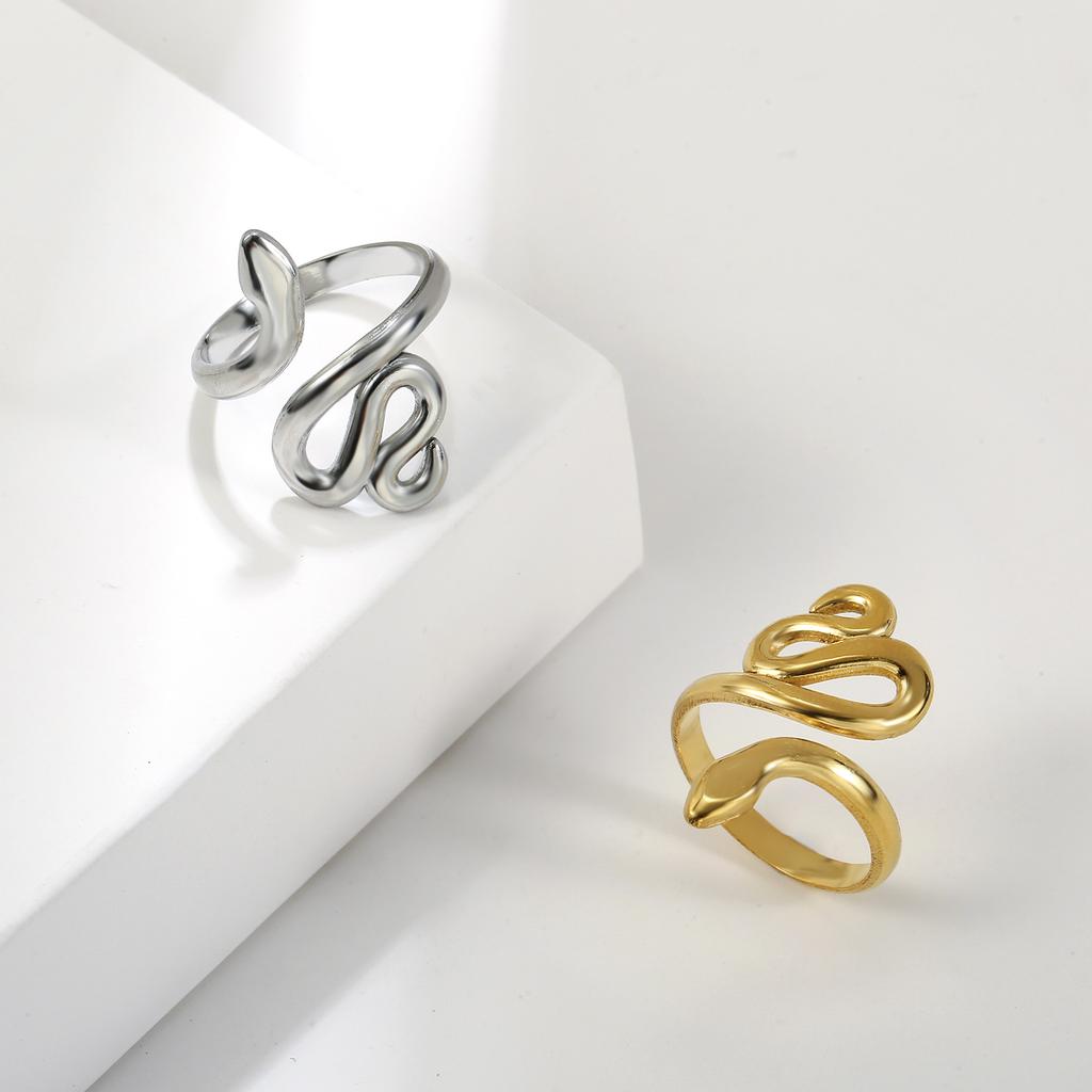 Cazador Stainless Steel Gold Color Open Rings for Women Animal Twisting Snake Finger Rings Punk Jewelry Party Mother Day Gift