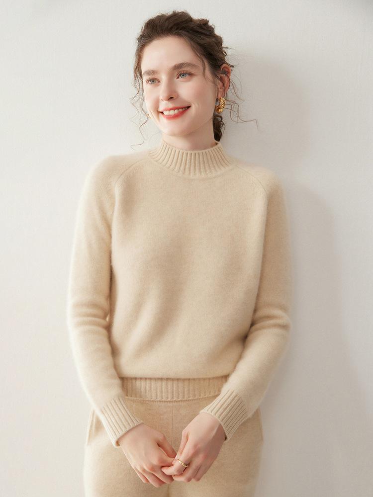 Women's Thickened Cashmere Sweater: Autumn/Winter Half-High Collar, Loose Knit, Versatile Fashion Pullover.