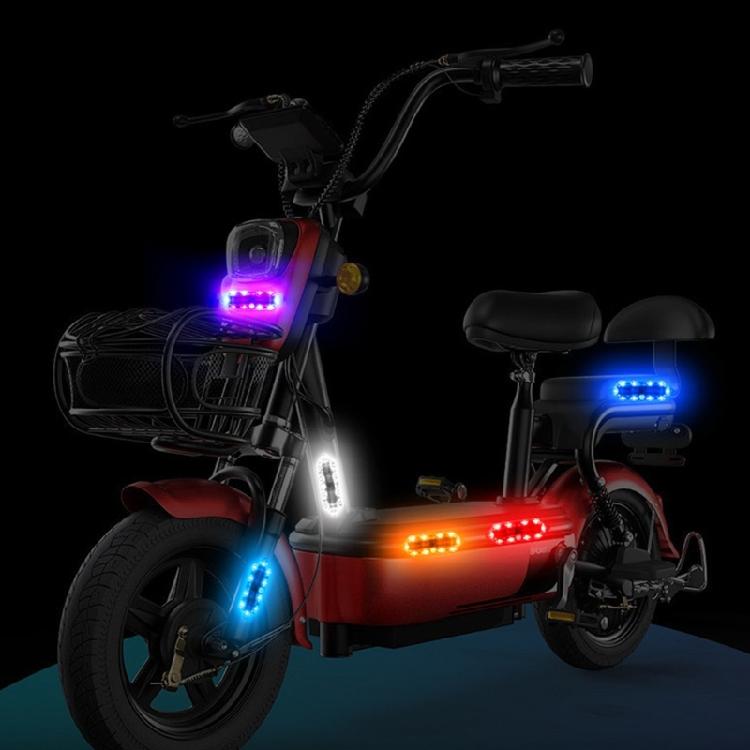 Motorcycle Tail Flash Light Flash Designs Improve Night ridings Safety Waterproof Solar Charging LED Light for ridings