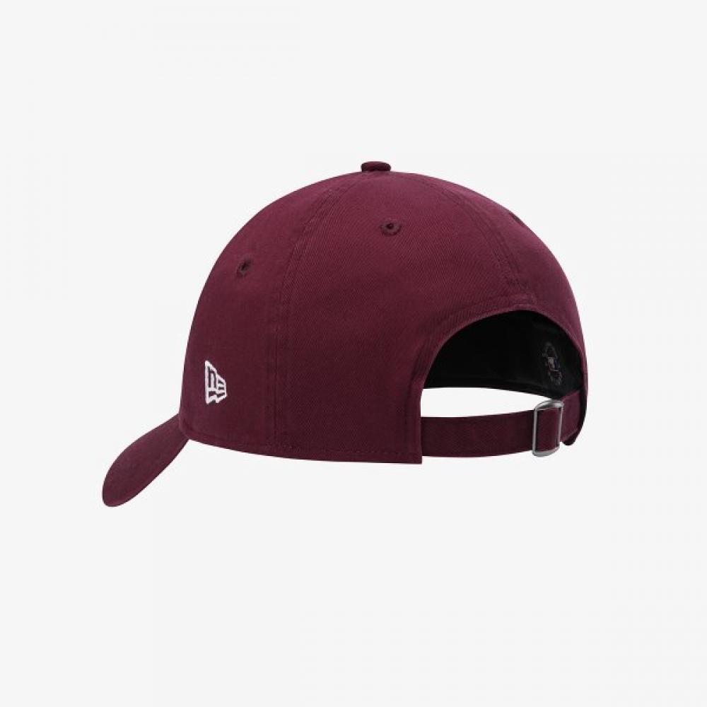 New Era New York Yankees Basic Unstructured Baseball Cap Burgundy 15131670