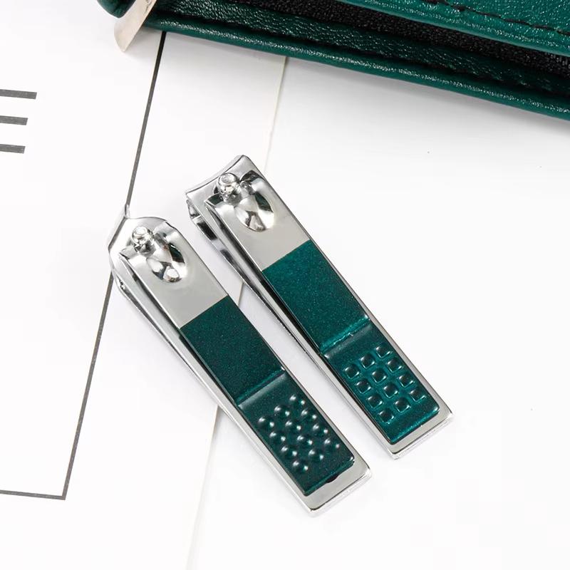 6 Pcs/Bag Portable Luxury Manicure Sets Bright Black Nail Clipper Set Green Nail File Eyebrow Scissors Personal Care Tools