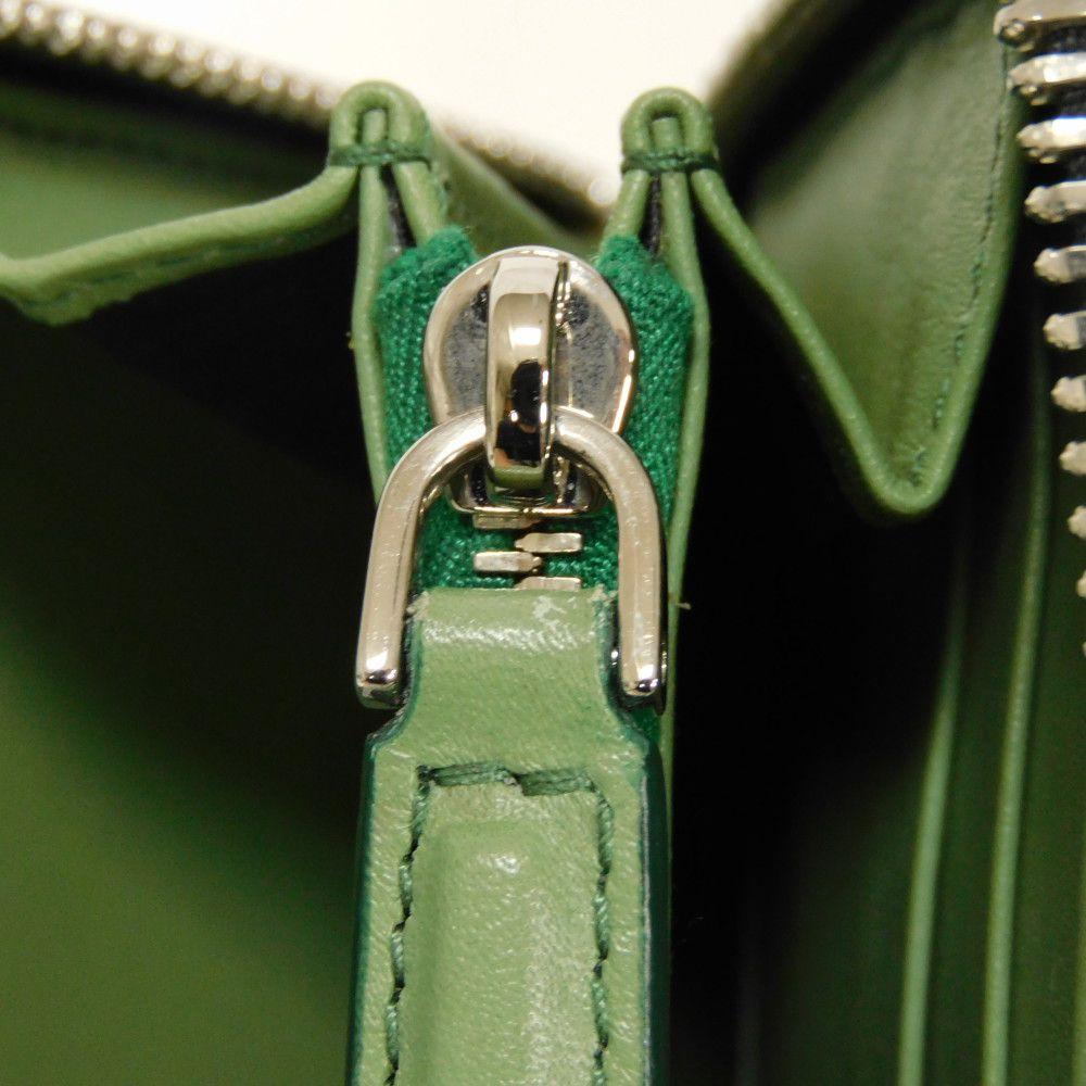 Used 9896 Long Zip Wallet 66A590 7940 Green Two-Tone Zip Around Gancini Black Men's from Japan AUTHENTIC