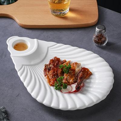 Assiette à snacks en céramique blanche pure de forme spéciale pour restaurant, hôtel, plats froids, sushis, salade de fruits, cuisine
