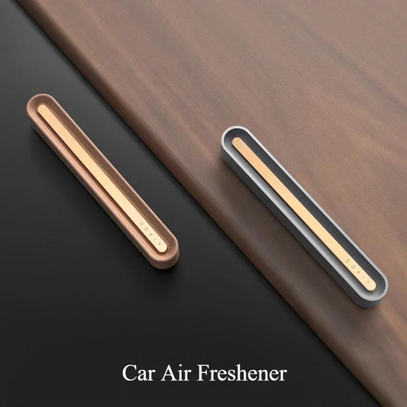 Car Air Freshener Alloy Solid Wood Long Lasting Fragrance Aromatherapy Air Outlet Diffuser Car Interior Accessories