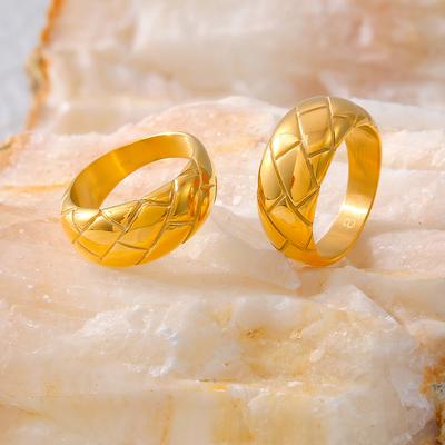 Fengling Ekose Parlak Yüzük Niş Retro Tasarım Titanyum Çelik Kaplama 18K Altın Çift Yüzüğü