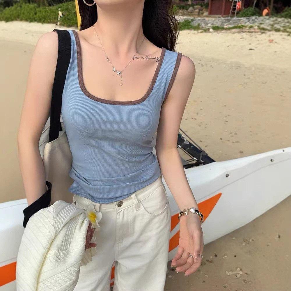Women's Spicy Girl Square Neck, Wide-Strap Contrast Vest with Fixed Pads, Conceals Underarm Fat, Versatile Casual Top