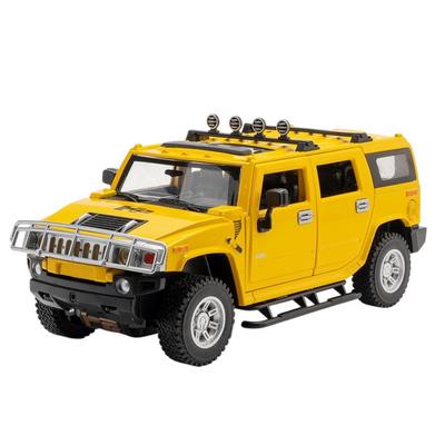 MYCAR 1:24 Scale Die-Cast Metal Hummer H2 Model Car Collectible Figurine, Yellow