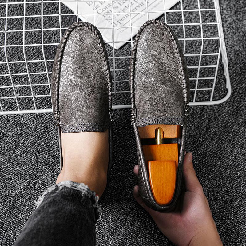 Summer Lightweight Loafers Shoes For Men Male Boat Shoes 2025 Leather Man Moccasins Mens Driving Shoes Casual Shoe Slip On Flats