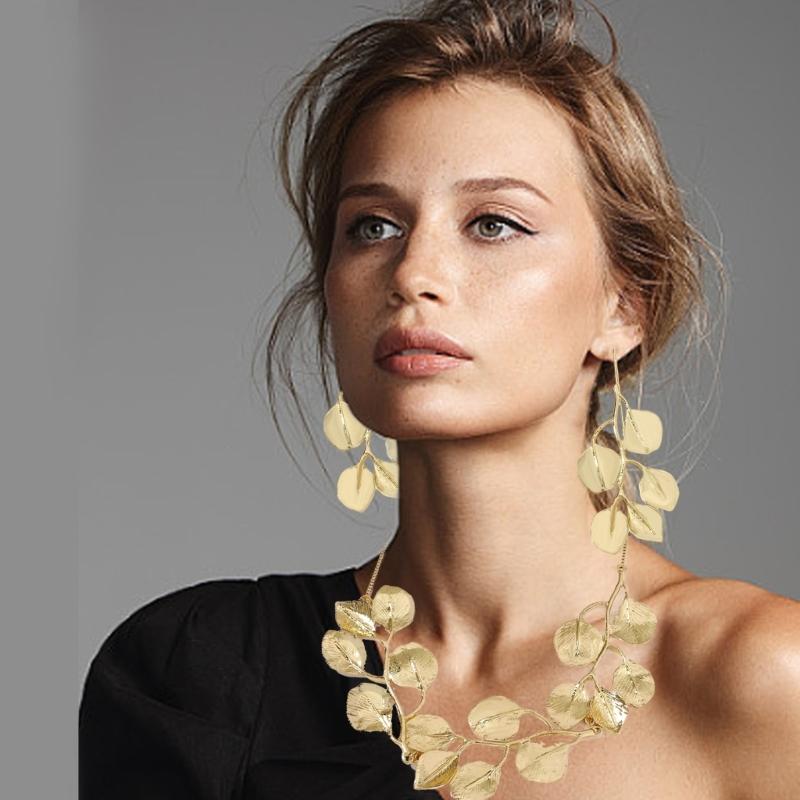 Elegant Ginkgos Leaf Choker Necklace Trendy Gold/Silver Color Choker Necklace Earrings with Universal Compatibility