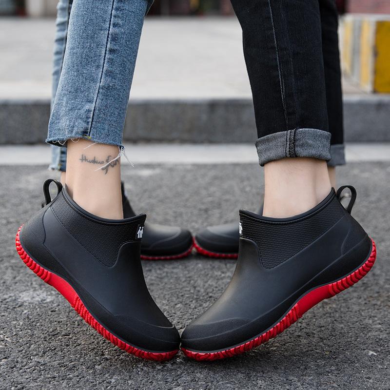 Winter New Rain Boots Men Women Fashion Short Sleeve Plush Insulation Outdoor Car Wash Kitchen Anti Slip Waterproof Casual Shoes